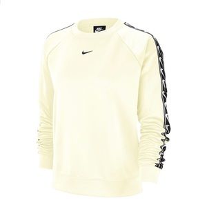 SOLD Nike Womens Crew Neck Long Sleeve Hoodie